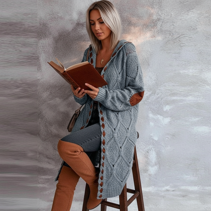 Leonie: Timeless cardigan with patches