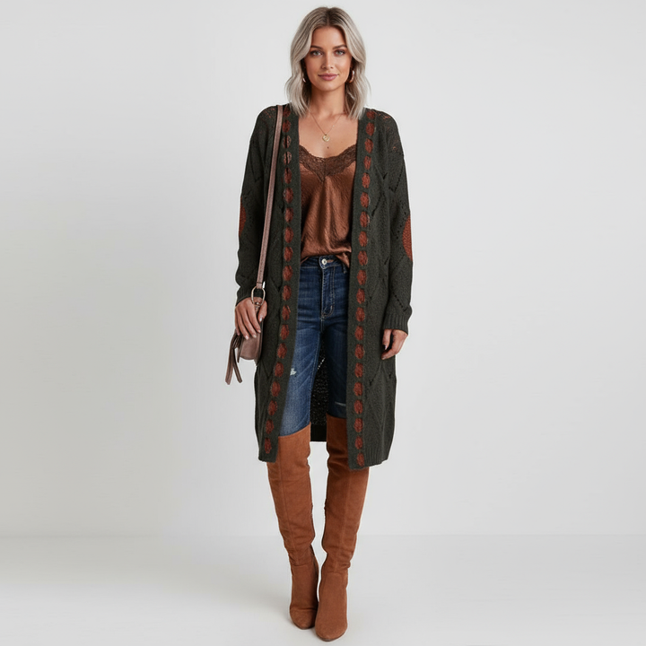 Leonie: Timeless cardigan with patches