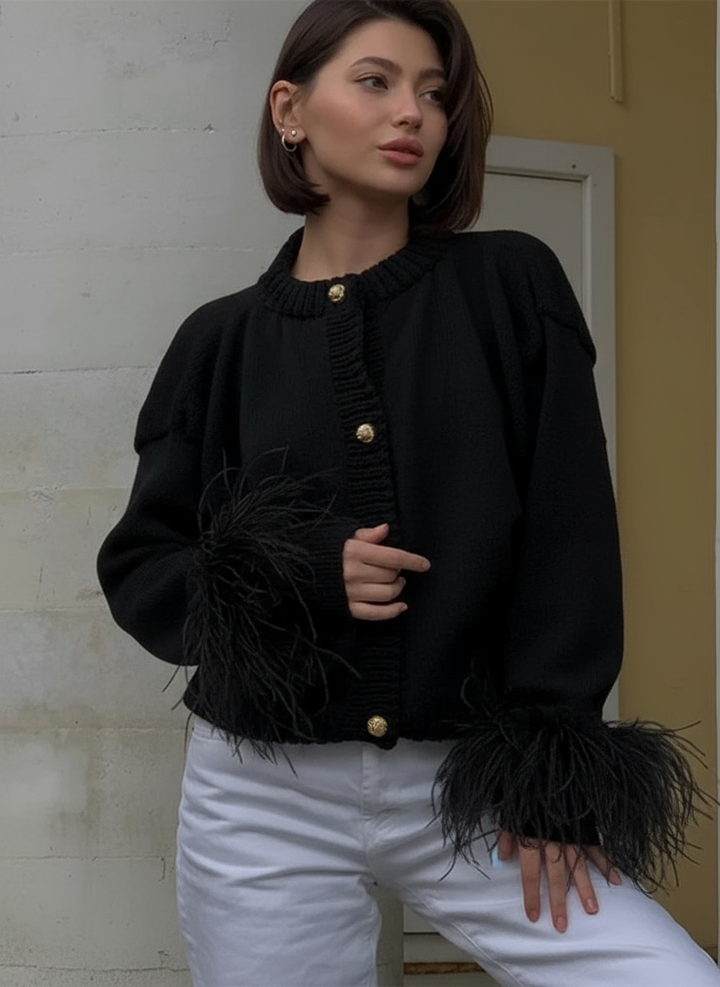 Geraldina Feather Cardigan: Elegant knitwear