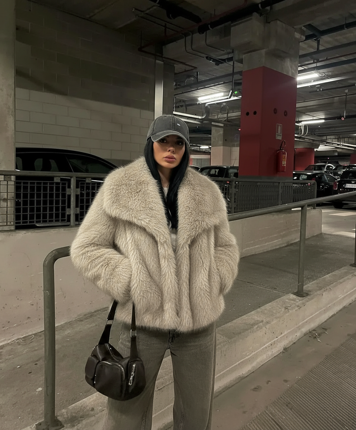 Emma Edle Women's Faux Fur Jacket – Timeless Chic