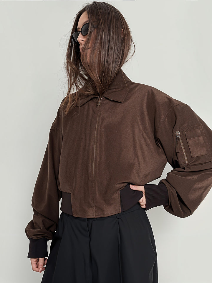 Max's vintage suede bomber jacket – casual chic