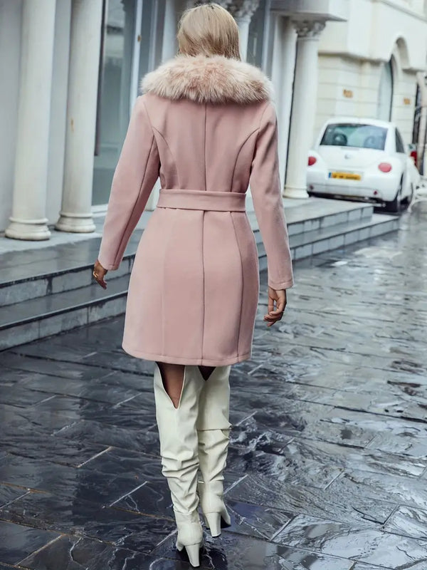 Anna: Stylish coat with faux fur collar & belt